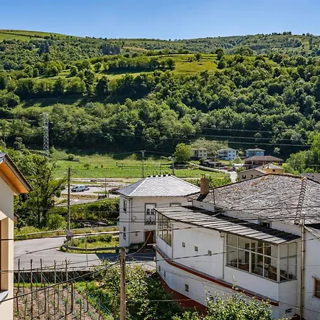 Apartamento Puente Del Narcea 3 Cibuyo